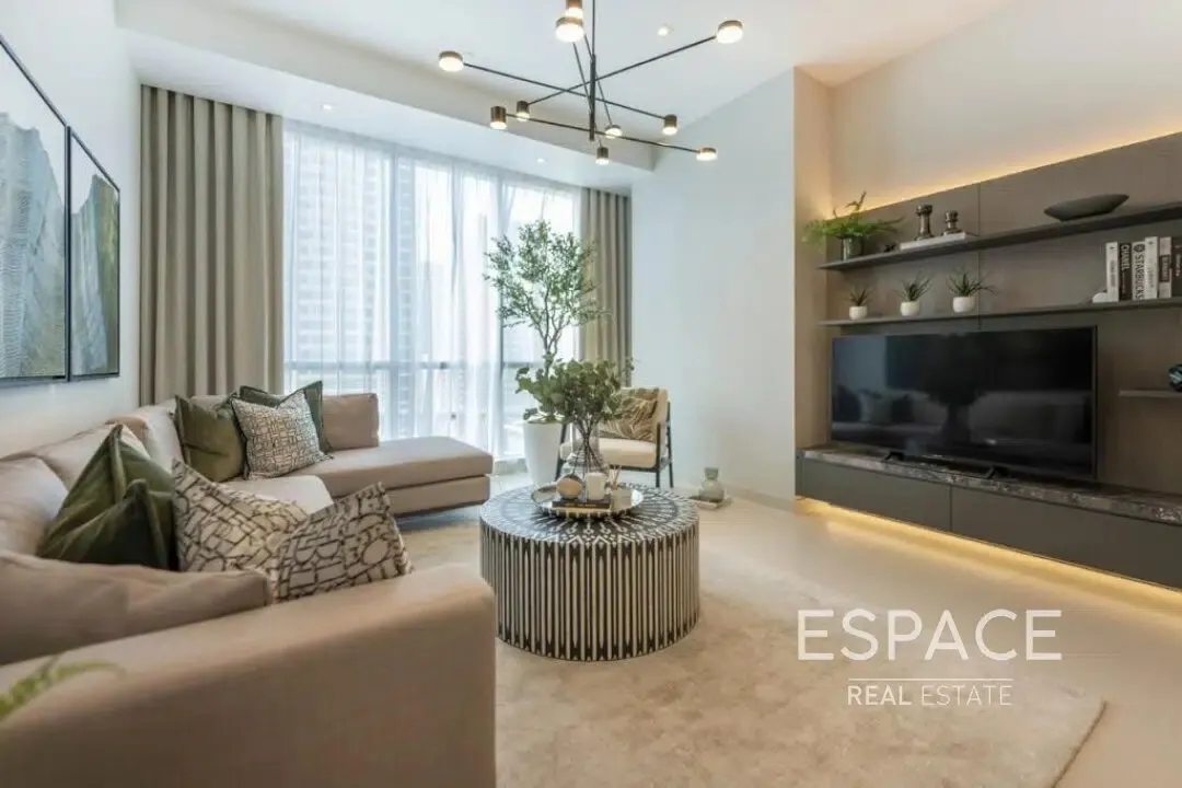 LIV Marina - Image 2